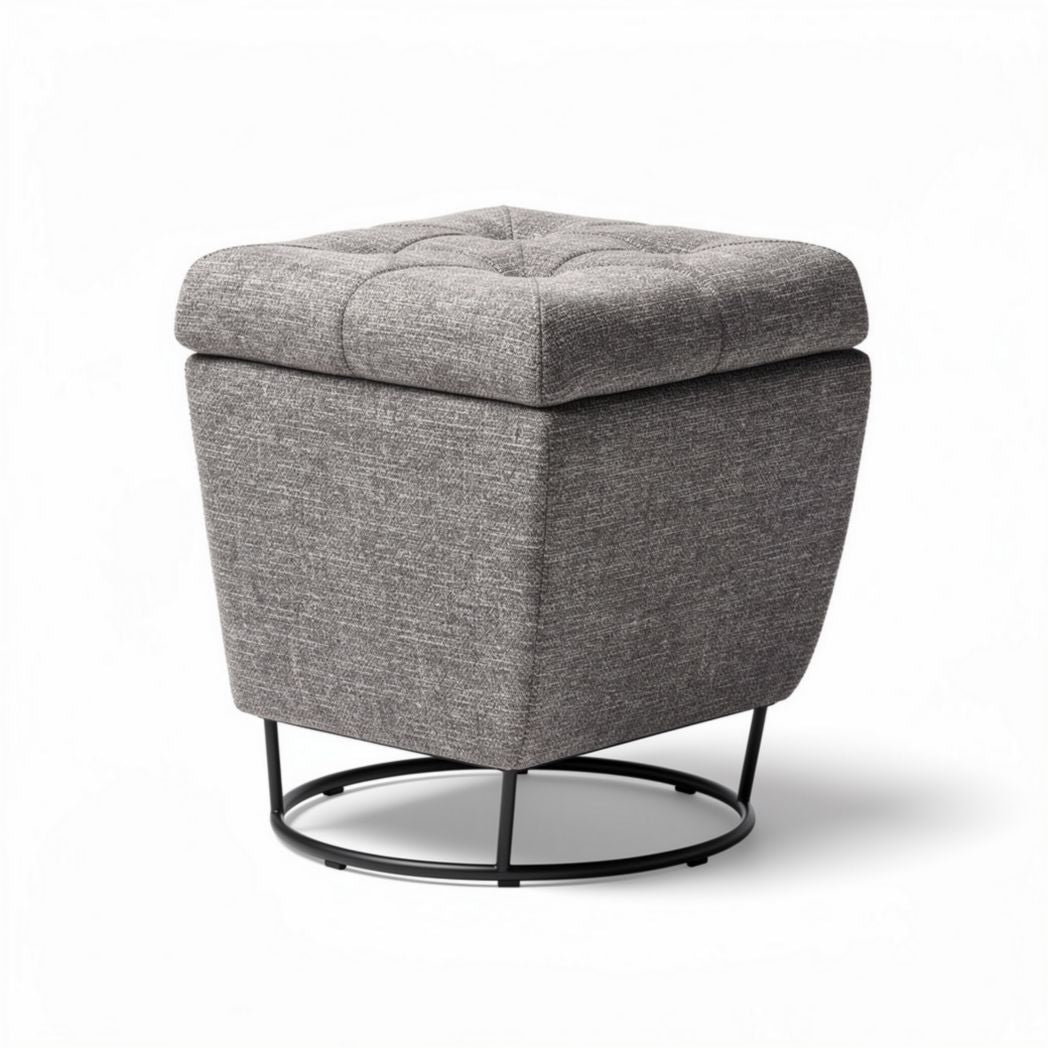 Pouf en tissu gris avec piètement en métal dimensions 40 x 40 x 45cm